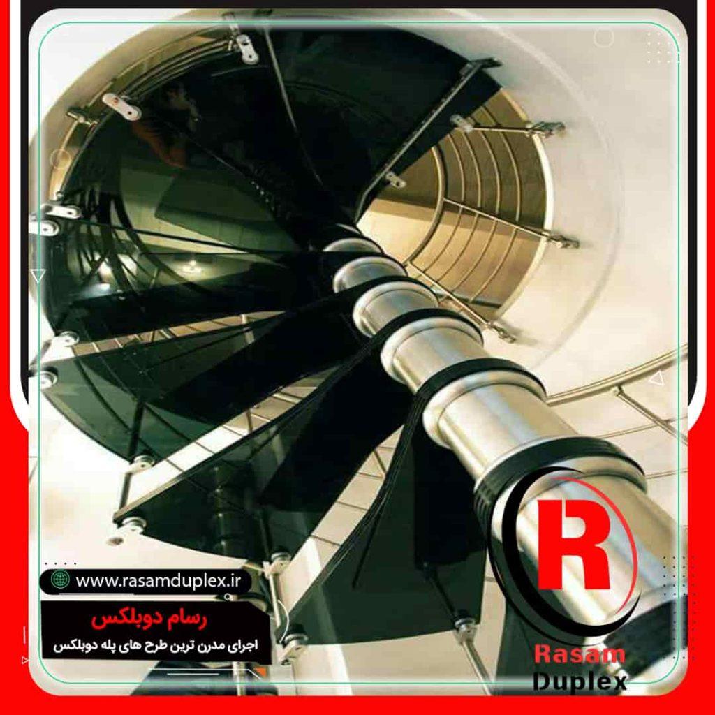 پله اسپیرال فلزی گرد شیشه رنگی