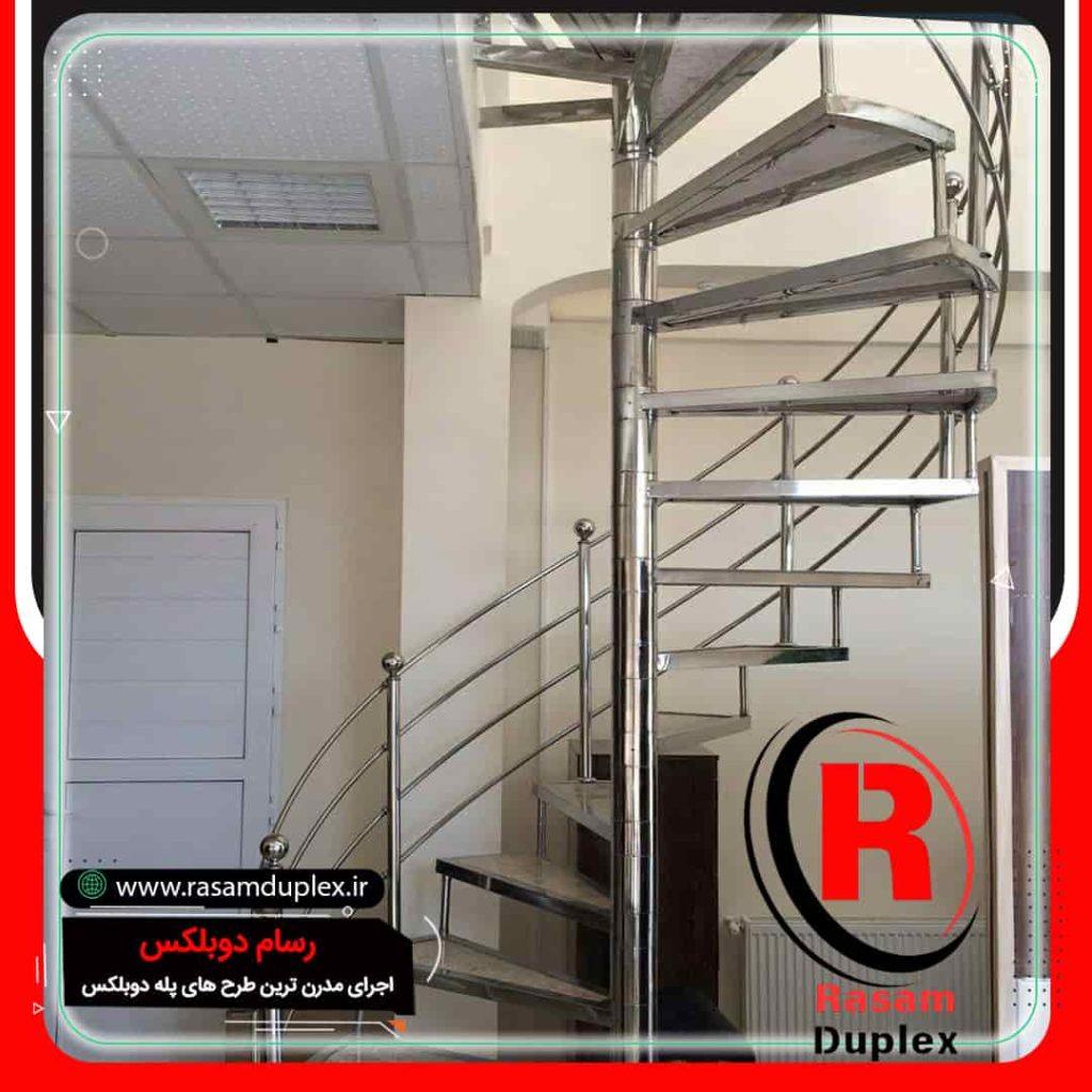 راه پله استیل گرد