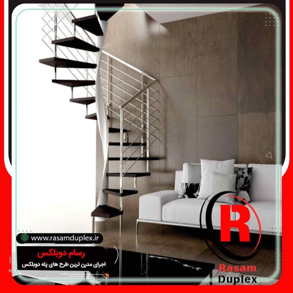 پله دوبلکس کنار دیوار