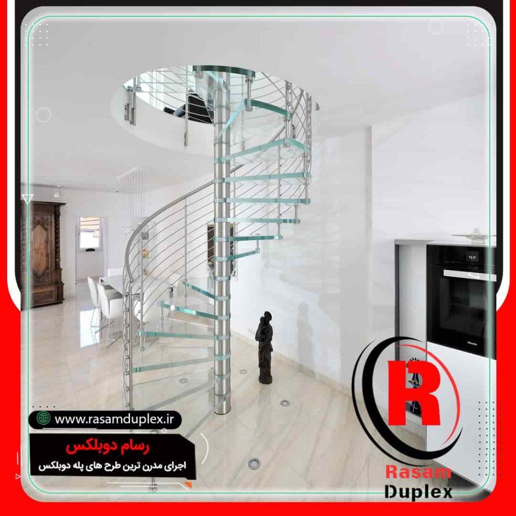 پله شیشه ای گرد