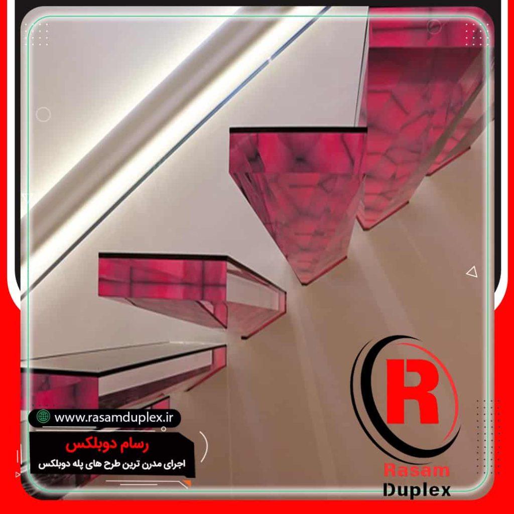 اجرای پله معلق شیشه ای نورانی