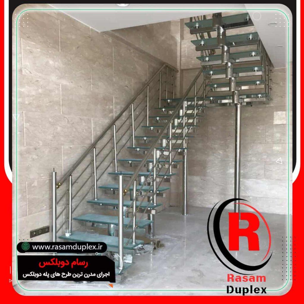 پله مفصلی شیشه ای