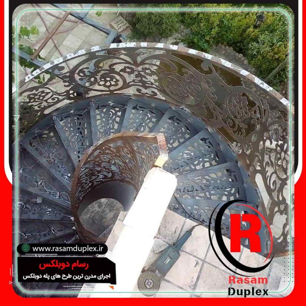 راه پله پیچ لوکس فلزی