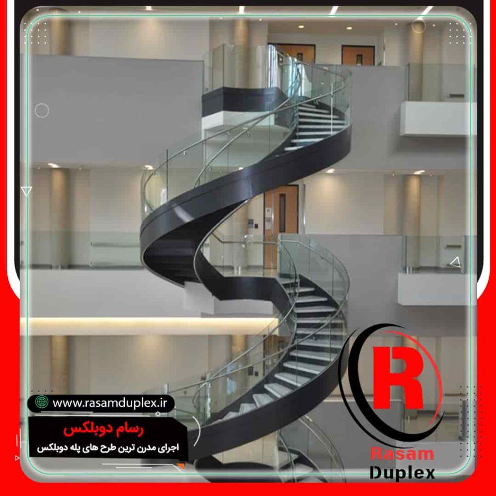 پله گرد فلزی مدرن