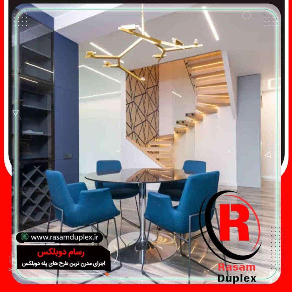 پله چوبی معلق