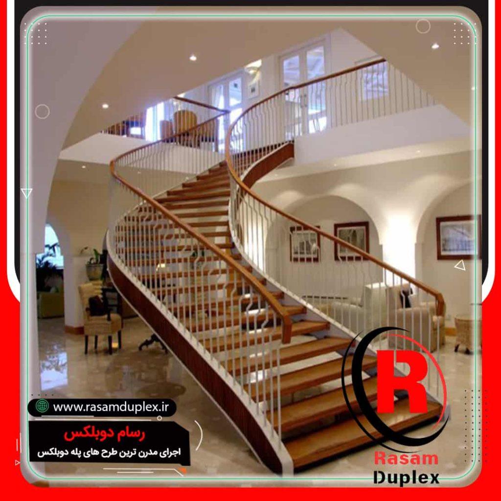 پله گرد چوبی لوکس