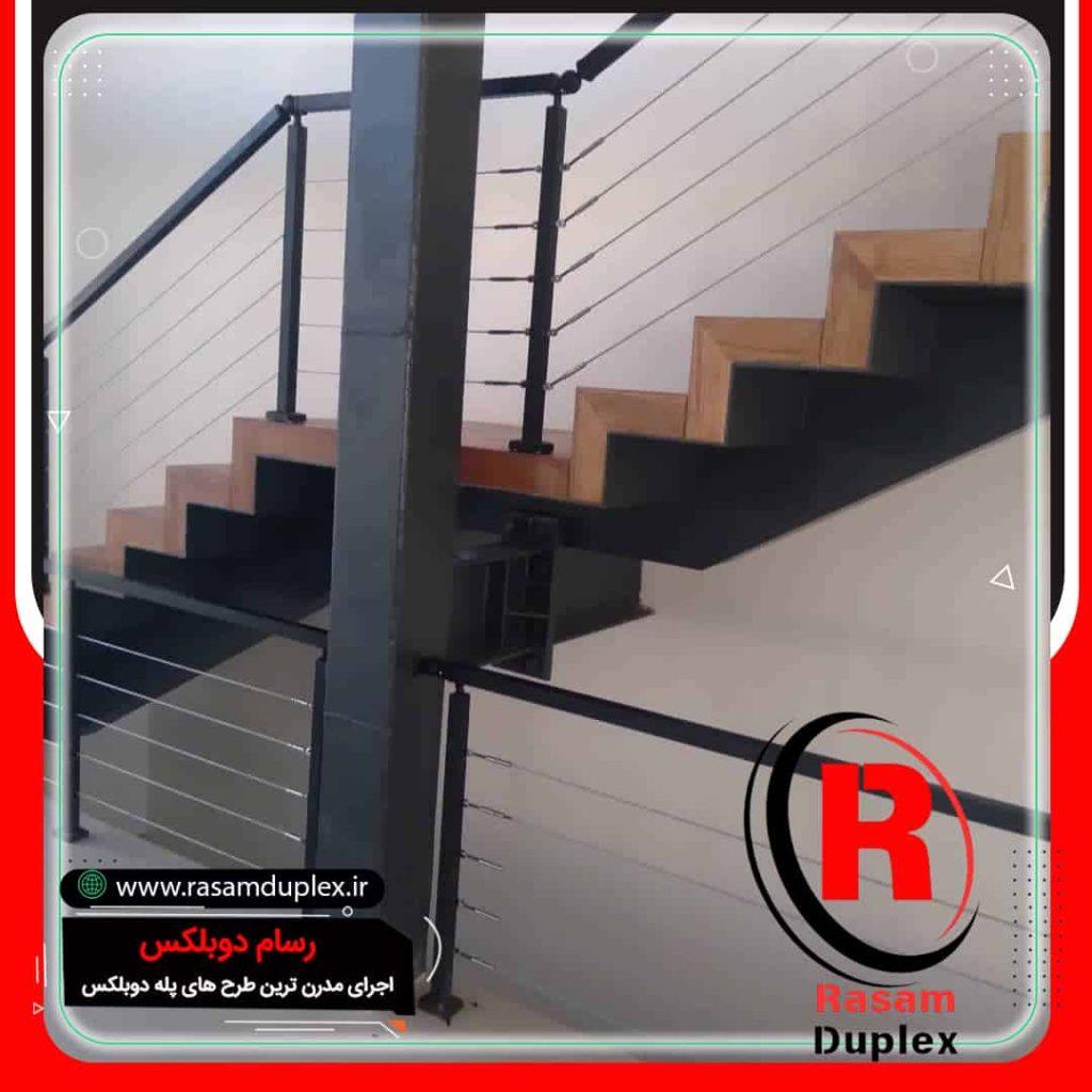 پله اکسپوز تک محور با نرده کابلی