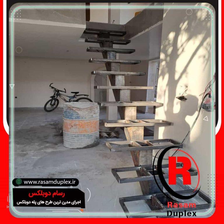 ساخت راه پله تک محور وسط فلزی